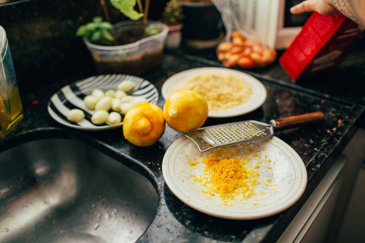 How to Clean a Lemon Zester: 7 Proven Tips to Avoid Costly Mistakes
